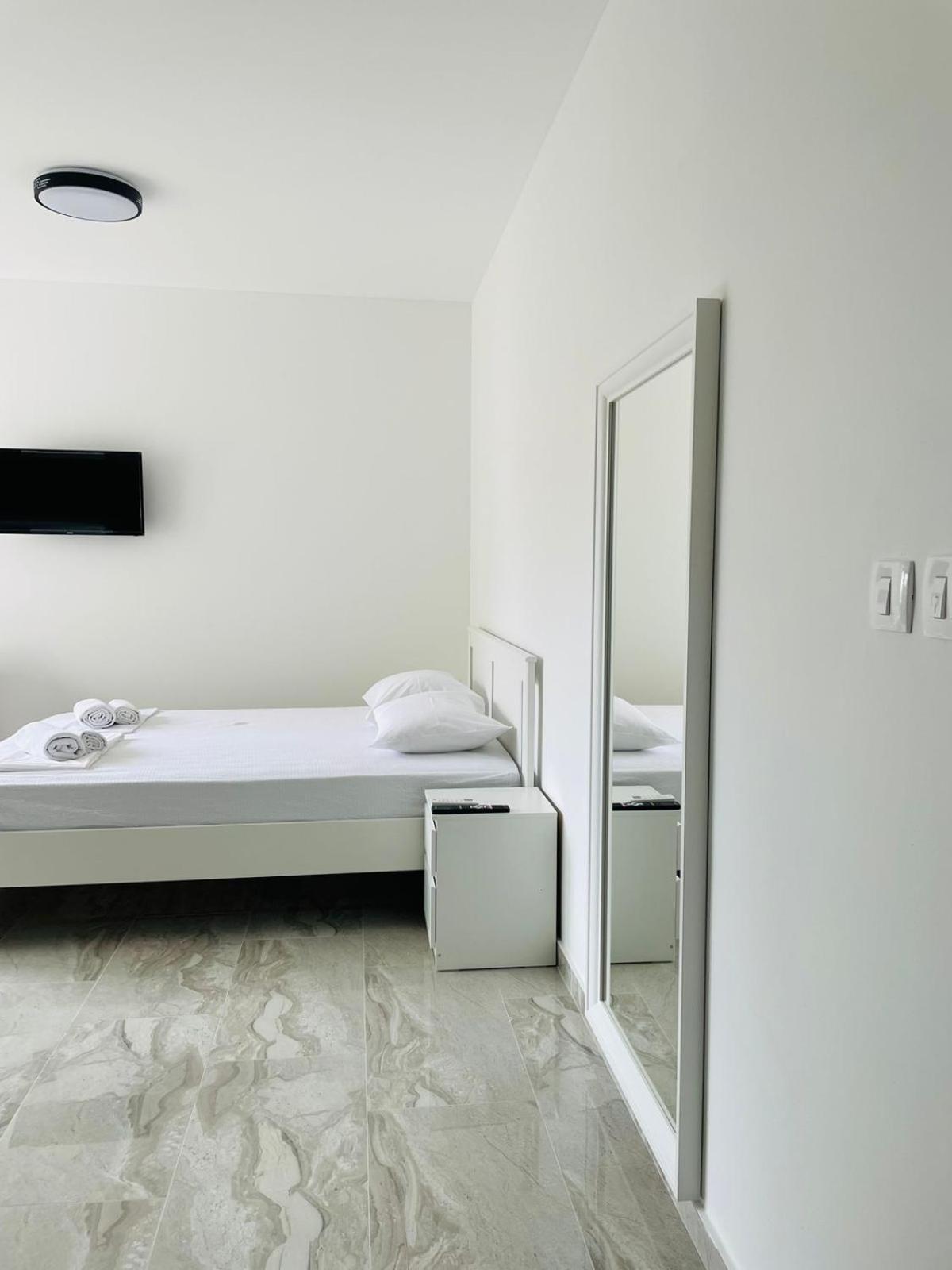 Aura Tower Apartments By Gaby Rafajlovići Dış mekan fotoğraf